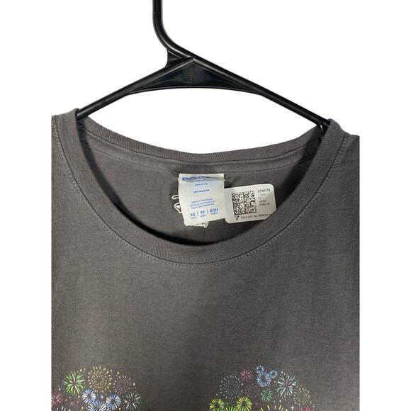 Women XS Disney 2024 tee - Picture 3 of 5